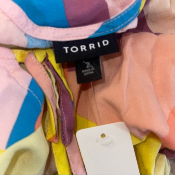 Torrid Multicolor Geometric tank blouse 2X - Picture 8 of 9